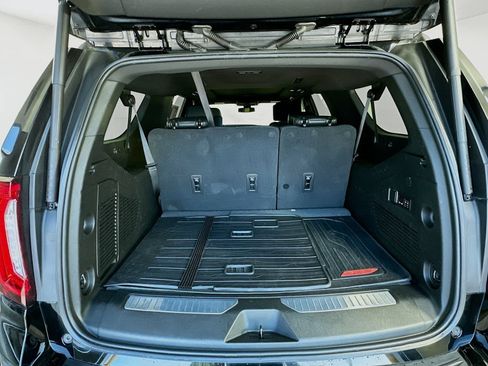 Used 2021 GMC Yukon XL Denali AWD/4WD image 29
