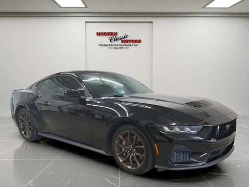 Used 2024 Ford Mustang GT Premium RWD image 7