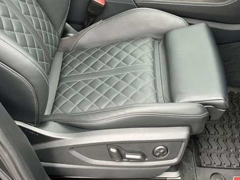 Certified 2025 Audi SQ5 Premium Plus w/ Premium Plus Package image 13