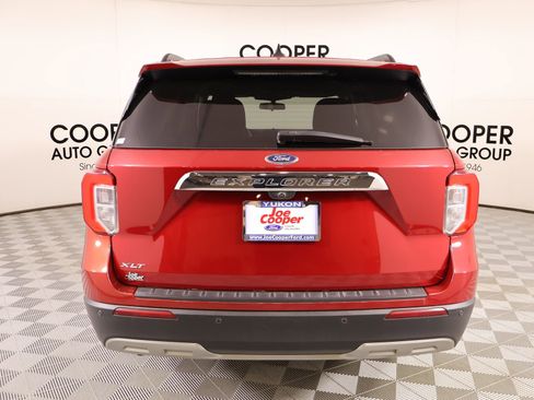 Used 2021 Ford Explorer XLT w/ Equipment Group 202A image 22
