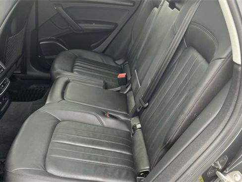 Used 2020 Audi Q5 Prestige image 15
