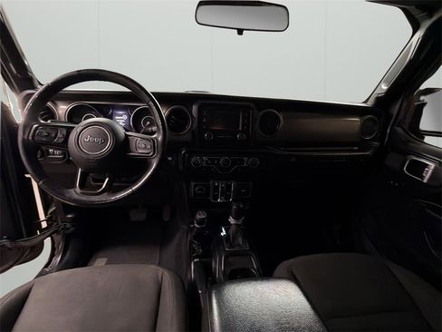 Used 2019 Jeep Wrangler Unlimited Sport S image 14