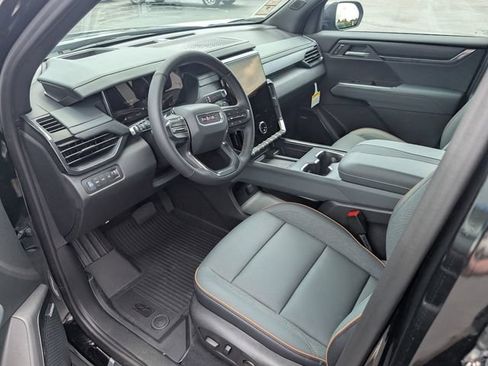 New 2026 GMC Acadia AT4 w/ Luxury Package AWD/4WD image 13
