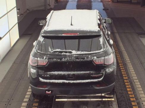 Used 2024 Jeep Compass Trailhawk image 5