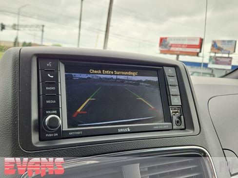 Used 2018 Dodge Grand Caravan SXT FWD image 9