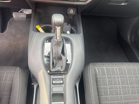 Certified 2024 Honda HR-V LX image 18
