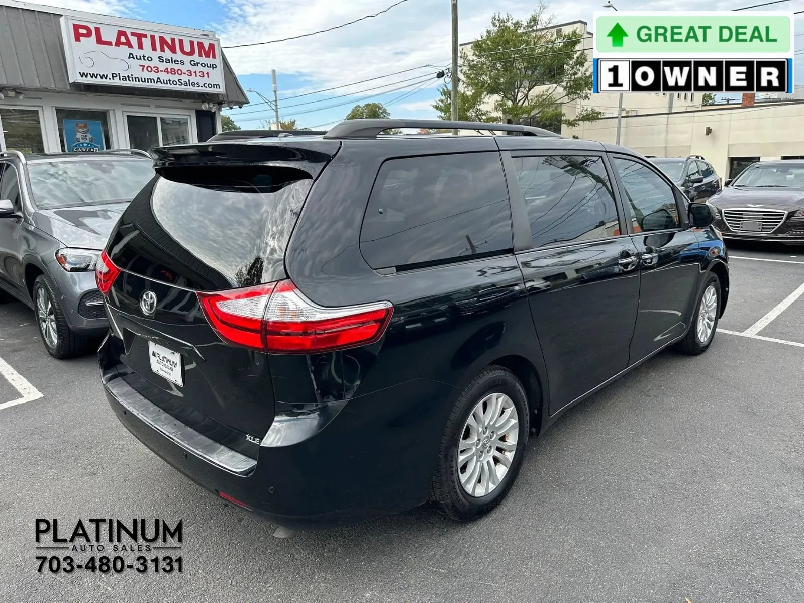 Used 2015 Toyota Sienna XLE Premium FWD image 5