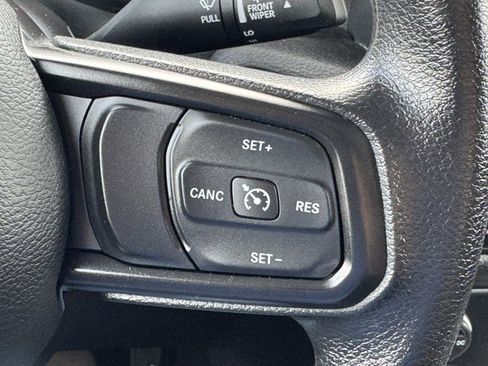 Certified 2024 Jeep Gladiator Sport image 19