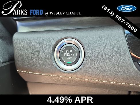 Used 2021 Cadillac Escalade Premium Luxury RWD image 27