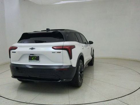 Used 2025 Chevrolet Blazer EV RS image 71