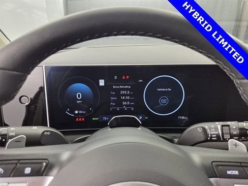 Used 2025 Hyundai Tucson Limited image 31