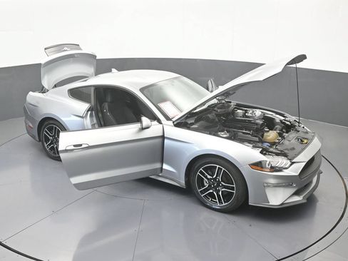 Used 2020 Ford Mustang Coupe w/ Equipment Group 101A RWD image 57