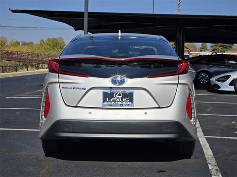 Used 2019 Toyota Prius Prime Advanced image 6