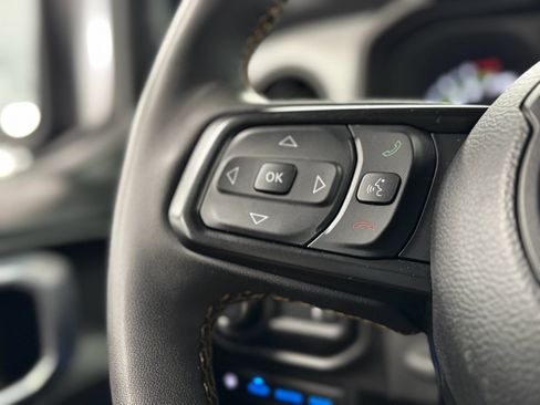 Used 2024 Jeep Wrangler Sport S w/ Convenience Group image 17