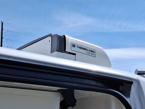 Used 2024 Mercedes-Benz Sprinter 144 Cargo image 11