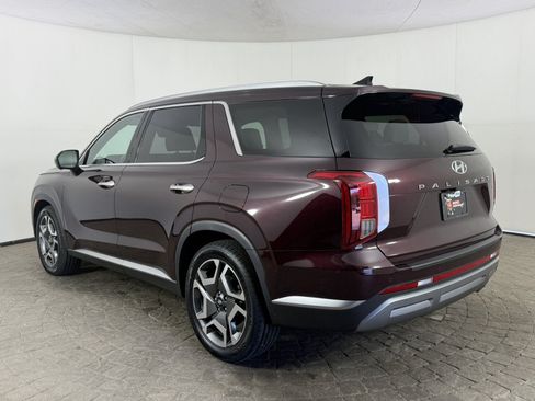 Used 2023 Hyundai Palisade SEL w/ Premium Package AWD/4WD image 5