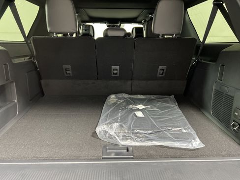 New 2026 Ford Expedition Max Platinum w/ Stealth Appearance Package image 27