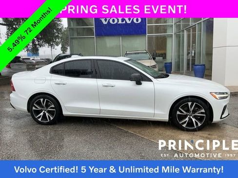 Used 2025 Volvo S60 B5 Core image 3