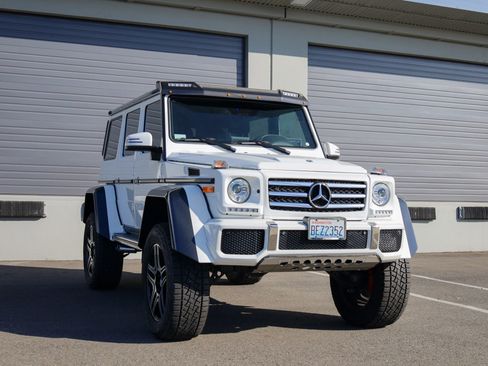 Used 2017 Mercedes-Benz G 550 Squared image 5