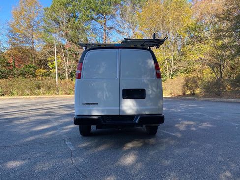 Used 2020 Chevrolet Express 2500 w/ Driver Convenience Package image 6