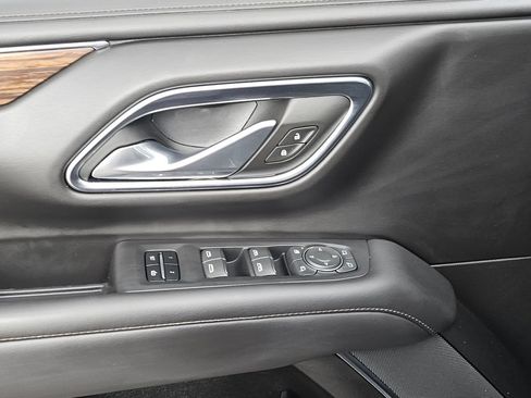 Used 2023 Chevrolet Tahoe High Country AWD/4WD image 11