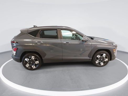 Certified 2025 Hyundai Kona SEL FWD image 4