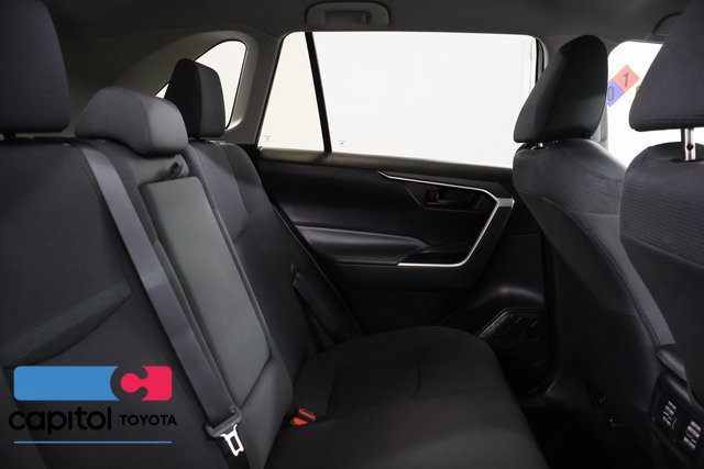 Certified 2025 Toyota RAV4 LE AWD/4WD image 27