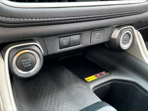 Used 2025 Toyota Grand Highlander FWD image 32