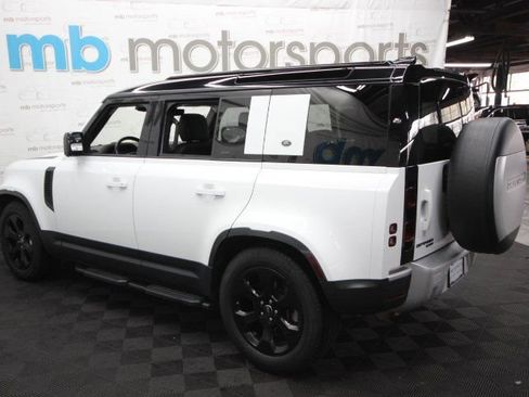 Used 2020 Land Rover Defender 110 SE image 3