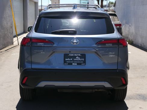 Used 2023 Toyota Corolla Cross XLE w/ Convenience Package AWD/4WD image 4