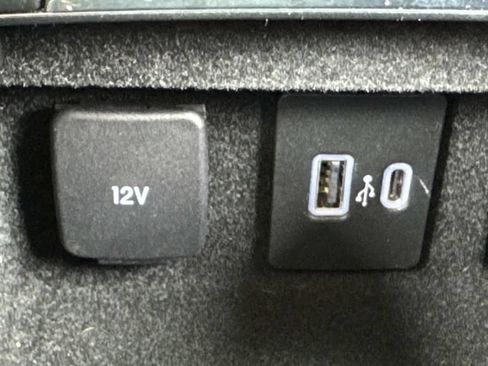 Used 2022 Lincoln Corsair FWD w/ Equipment Group 101A image 22