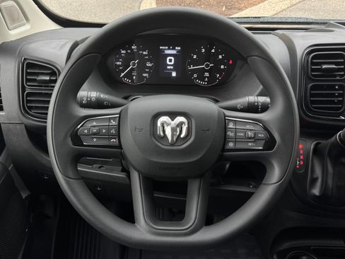 Used 2025 RAM ProMaster 2500 image 35