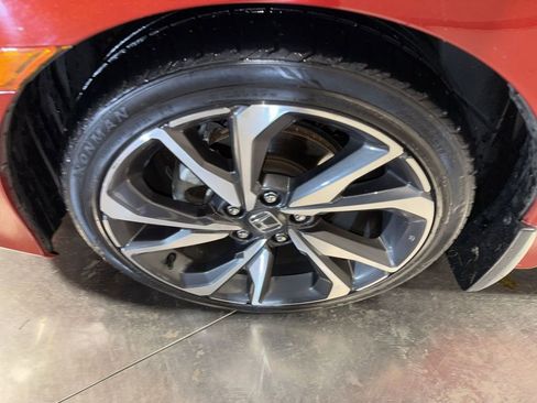 Certified 2020 Honda Civic Touring image 11