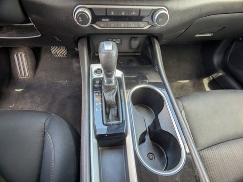 Used 2024 Nissan Altima 2.5 SV FWD image 22