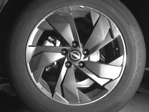 Used 2025 Nissan Rogue SV FWD image 12