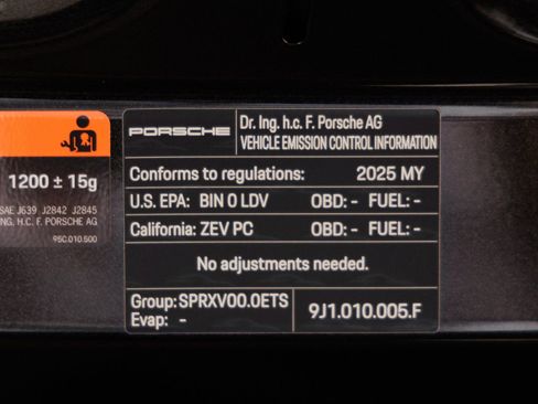 New 2025 Porsche Taycan image 39