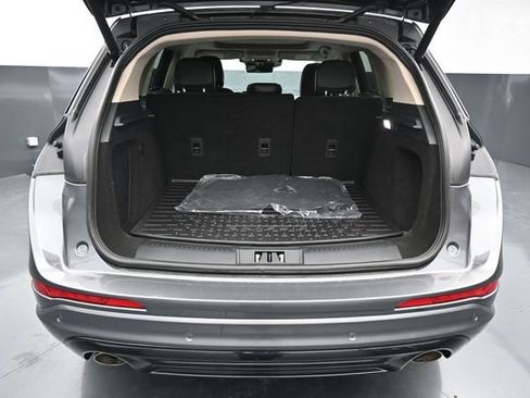 Used 2023 Lincoln Corsair Reserve w/ Equipment Group 201A AWD/4WD image 9