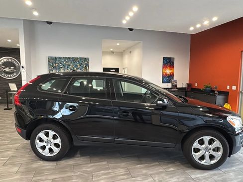 Used 2013 Volvo XC60 3.2 FWD image 5