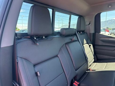 Used 2023 Chevrolet Silverado 1500 RST w/ Redline Edition AWD/4WD image 16