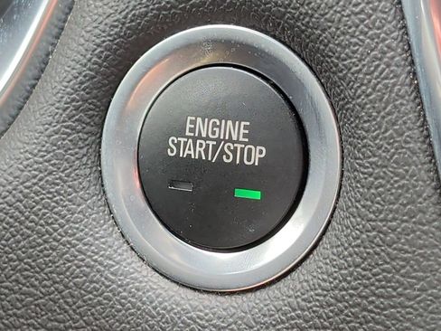 Used 2023 Chevrolet Traverse LT AWD/4WD image 26
