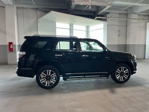 Used 2016 Toyota 4Runner Limited AWD/4WD image 13