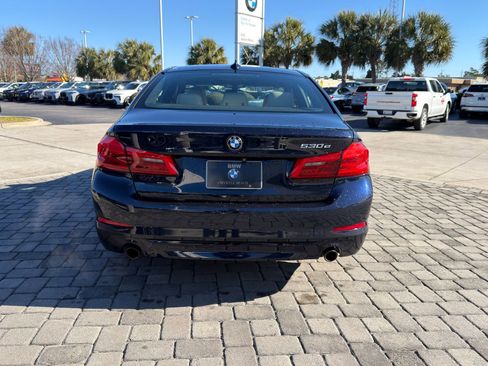 Used 2018 BMW 530e xDrive image 10
