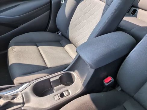 Used 2024 Toyota Corolla LE FWD image 20
