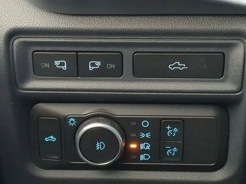 Used 2022 Ford F150 Lariat image 29