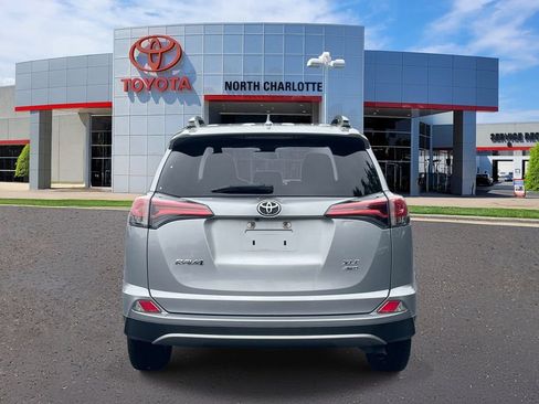Used 2018 Toyota RAV4 XLE w/ Plus Extra Value Package AWD/4WD image 6