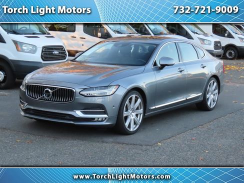 Used 2017 Volvo S90 T6 Inscription image 1