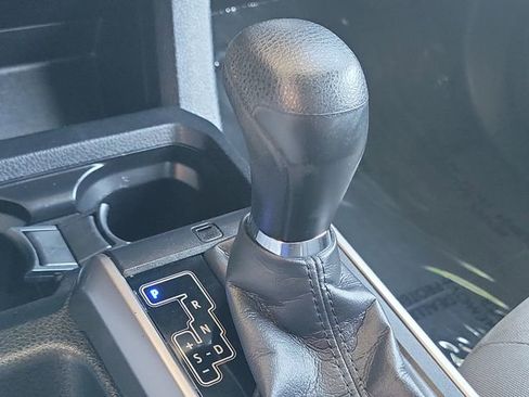 Used 2023 Toyota Tacoma SR5 RWD image 16