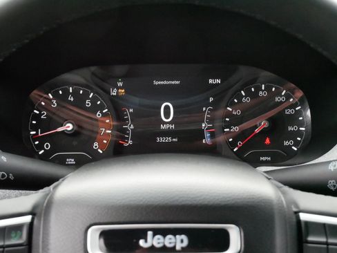 Used 2023 Jeep Compass Latitude w/ Sun and Sound Group AWD/4WD image 21