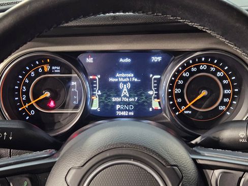 Used 2021 Jeep Gladiator Sport AWD/4WD image 15