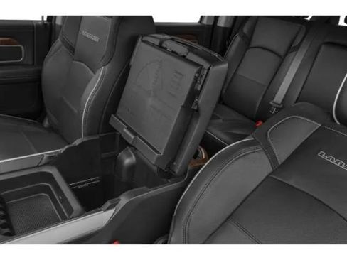 Used 2019 RAM 2500 Laramie image 17